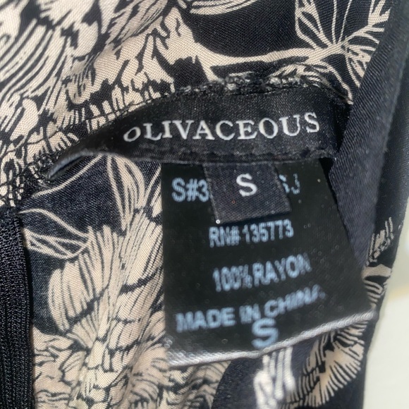 Olivaceous Maxi Skirt - Picture 2 of 4